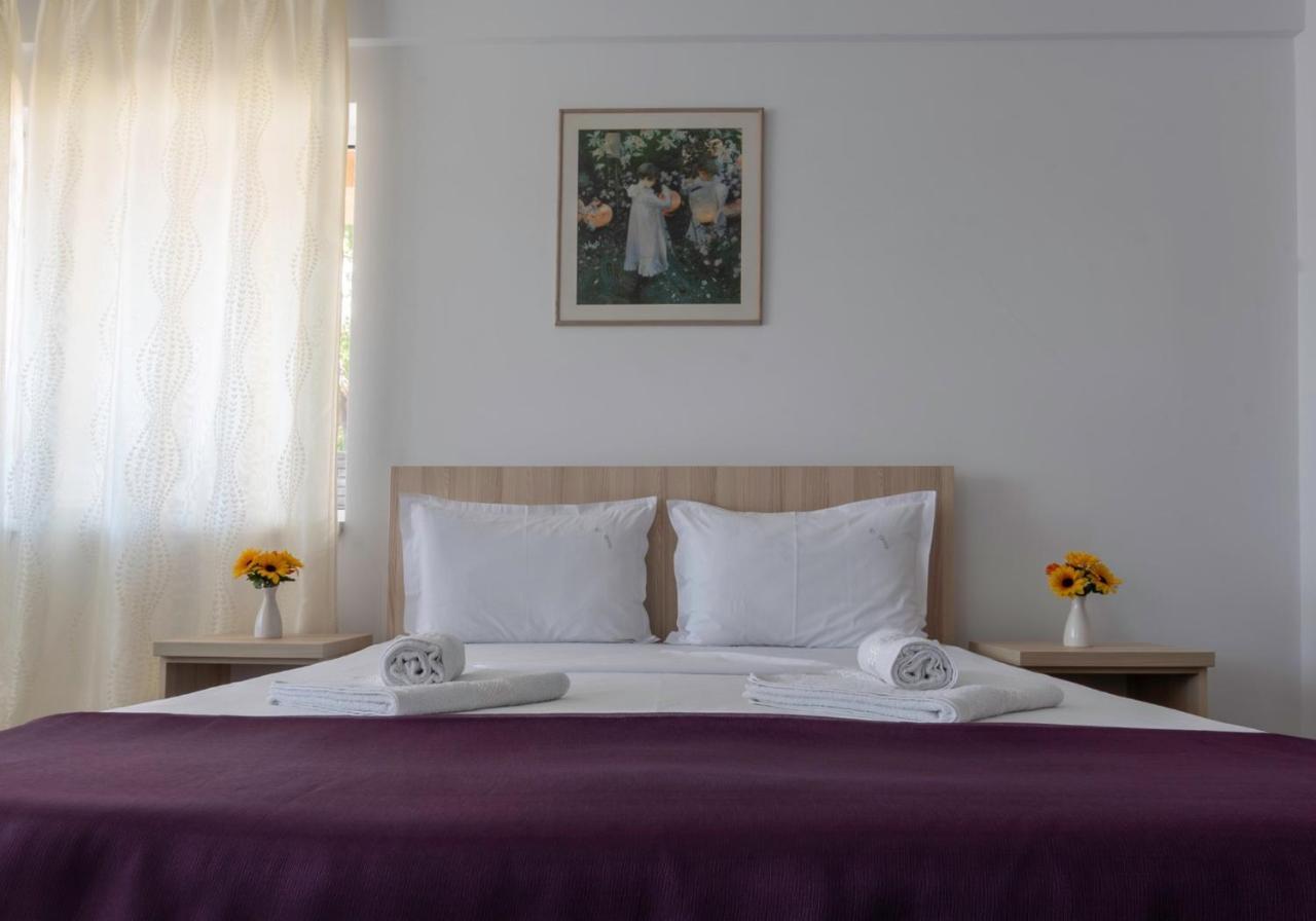 Casa El Greco Hotel Costinesti Bagian luar foto